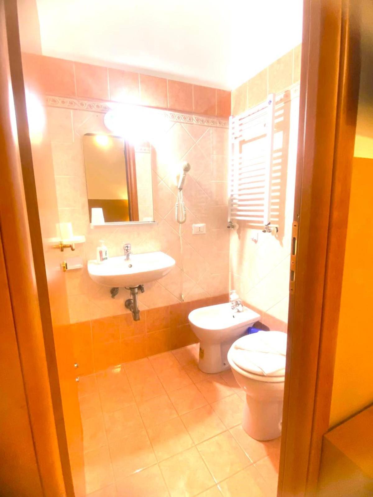 Booking Now Rome-Address Via Palestro,56- Breakfast Included エクステリア 写真