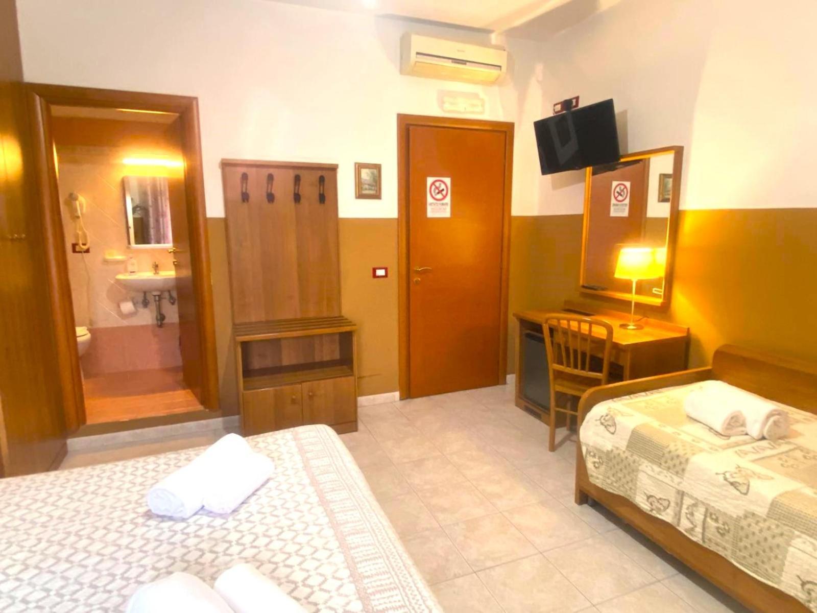 Booking Now Rome-Address Via Palestro,56- Breakfast Included エクステリア 写真